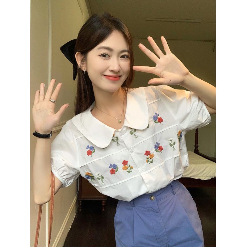 Áo Sơ Mi Trắng Tay Ngắn Cổ Búp Bê Dáng Rộng Thêu Họa Tiết Ngọt Ngào Thời Trang Mùa Hè Mới Cho Nữ