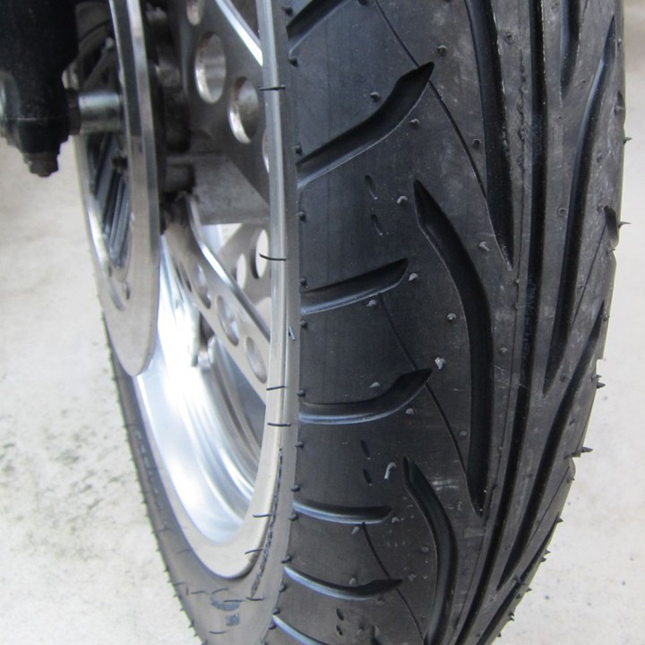 Vỏ xe máy Dunlop GT601 110/70-17 MC 54H TL