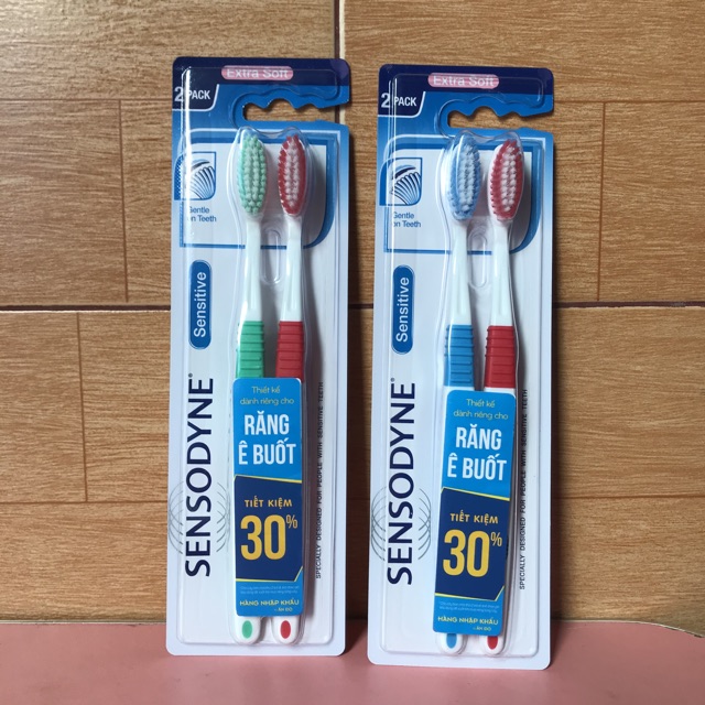 Bộ 2 bàn chải đánh răng Sensodyne Ultra Sensitive Extra Soft