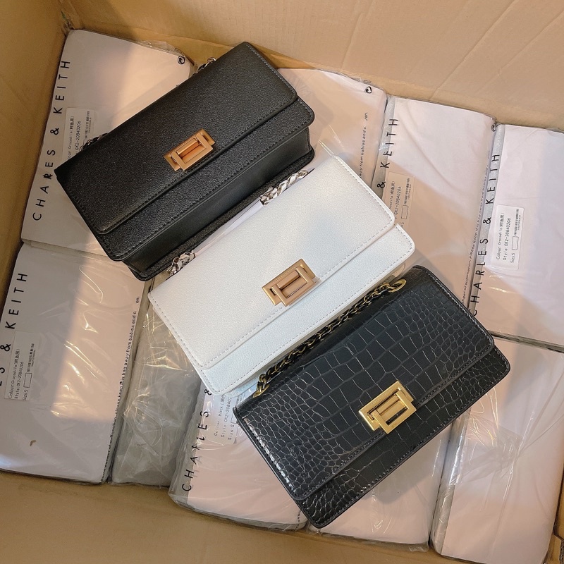 Túi Cnk nữ Dây xoắn khoá vuông size 22