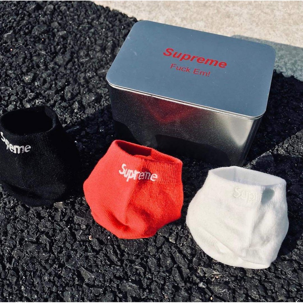 Set vớ Supreme hộp thiếc