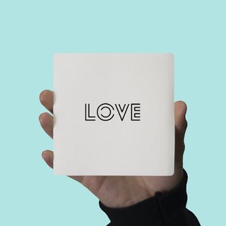 Khuôn decal chữ Love