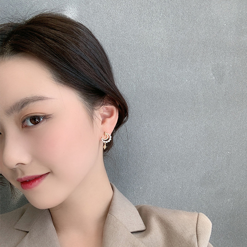 Bông tai hình mặt trăng/ ngôi sao đính đá lấp lánh thời trang phong cách Hàn Quốc