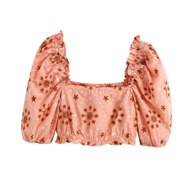 Áo croptop tay phông thêu hoa tuồn