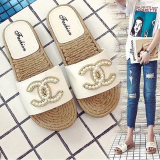 Combo đôi dép chữ X màu trắng và màu be