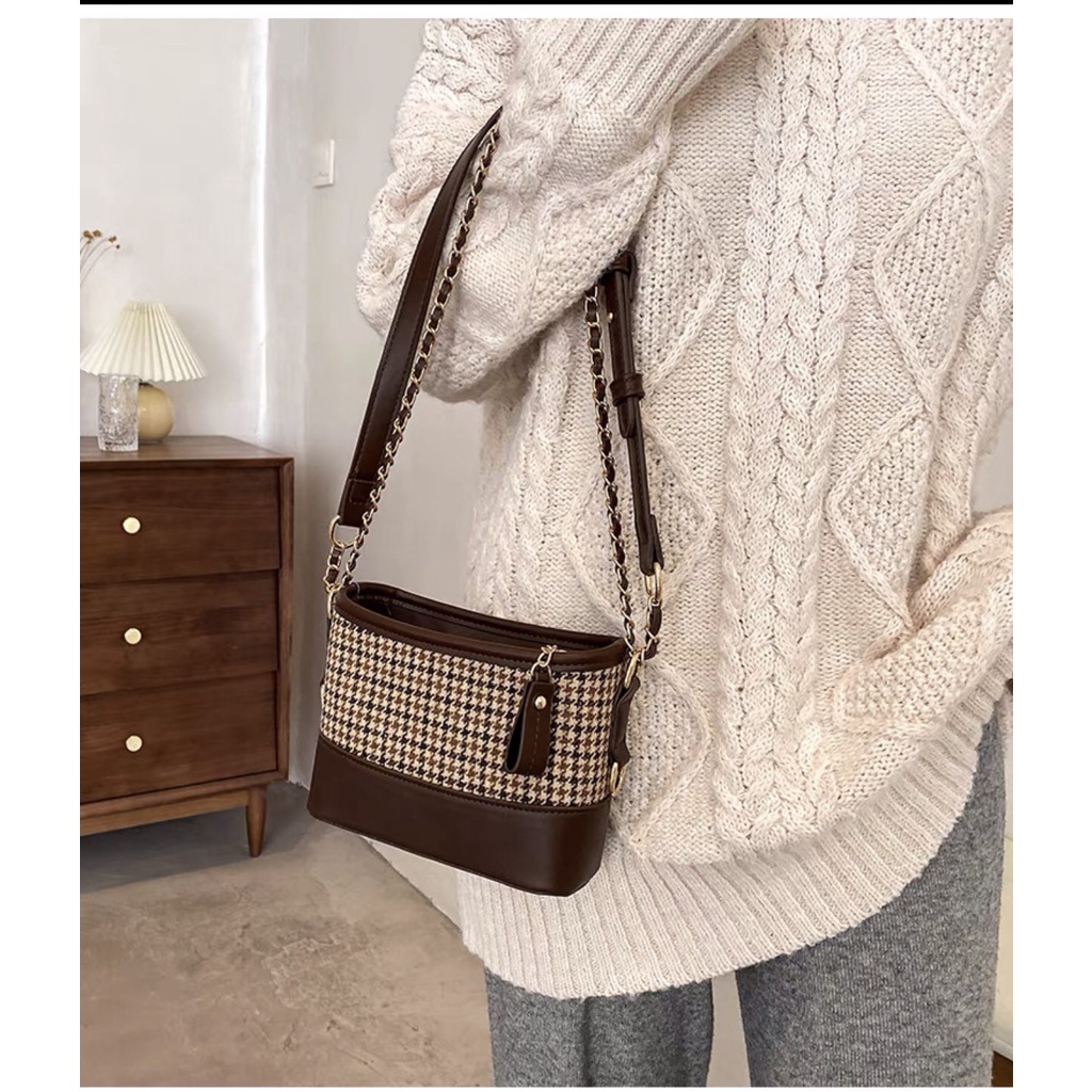 Túi xách nữ én nhỏ phong cách Hàn Quốc size 20 Capucha T123