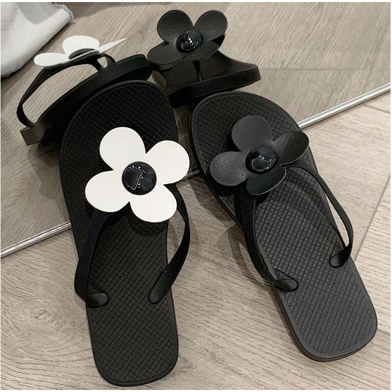 Dép kẹp nữ đính hoa điệu đà - US791