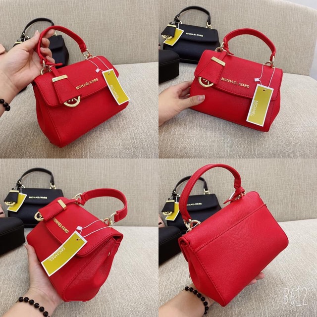 ❤❤❤❤Siêu phẩm Mk vẫn về đủ màu nhé !  Hàng chuẩn đét . Nét căng chỉ . Sz 20cm    • da xước , ko bắt bẩn , bụi .