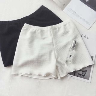 Quần mặc trong váy combo