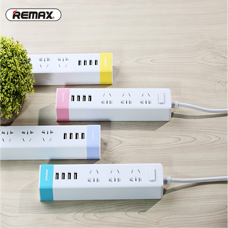 Ổ Cắm Điện Remax RU S2 Kiêm Cốc Sạc 4 cổng USB và 3 phích cắm cho mọi loại chân - BH 6 tháng