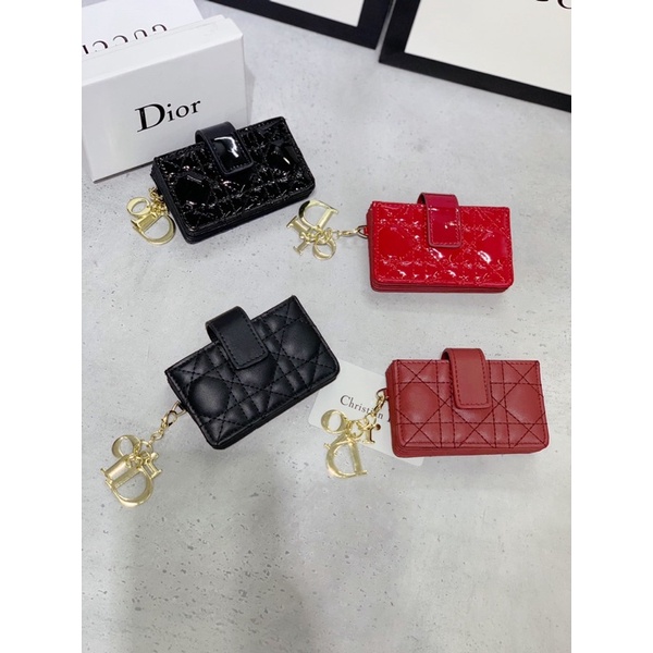 Ví đựng thẻ chuyên dụng các hãng