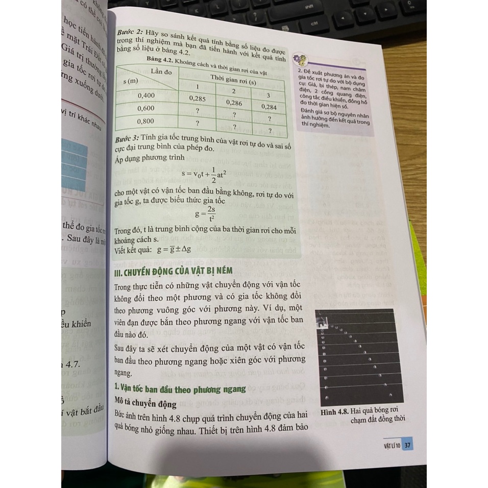 Sách - Vật lí 10 ( Cánh diều ) + Bán kèm 1 cuốn Bé tập tô màu