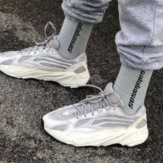 Giày Sneakers zy 700 Static Phản Quang Pitaci