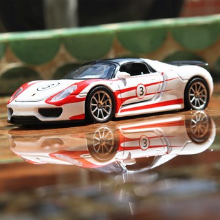 [Full Box] Xe mô hình Porsche 911 tỷ lệ 1:32 UNK