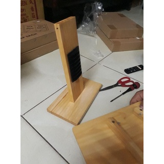Kệ đọc kinh sách go