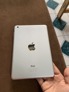 Ipad mini 2 wifi 32GB, màu trắng