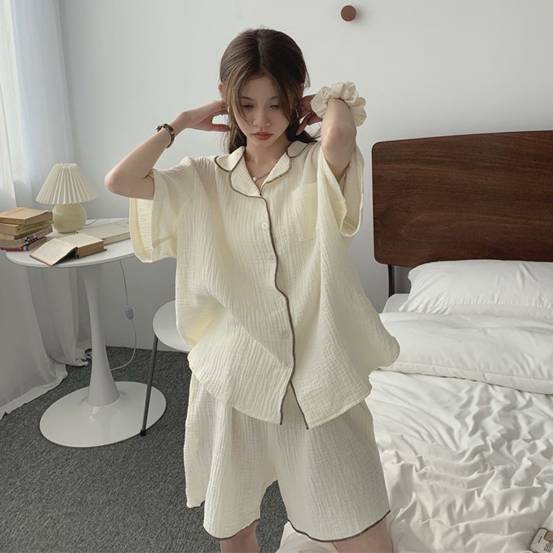 Set đồ ngủ gồm áo tay ngắn và quần short lưng thun màu sắc đơn giản thời trang mùa hè cho nữ