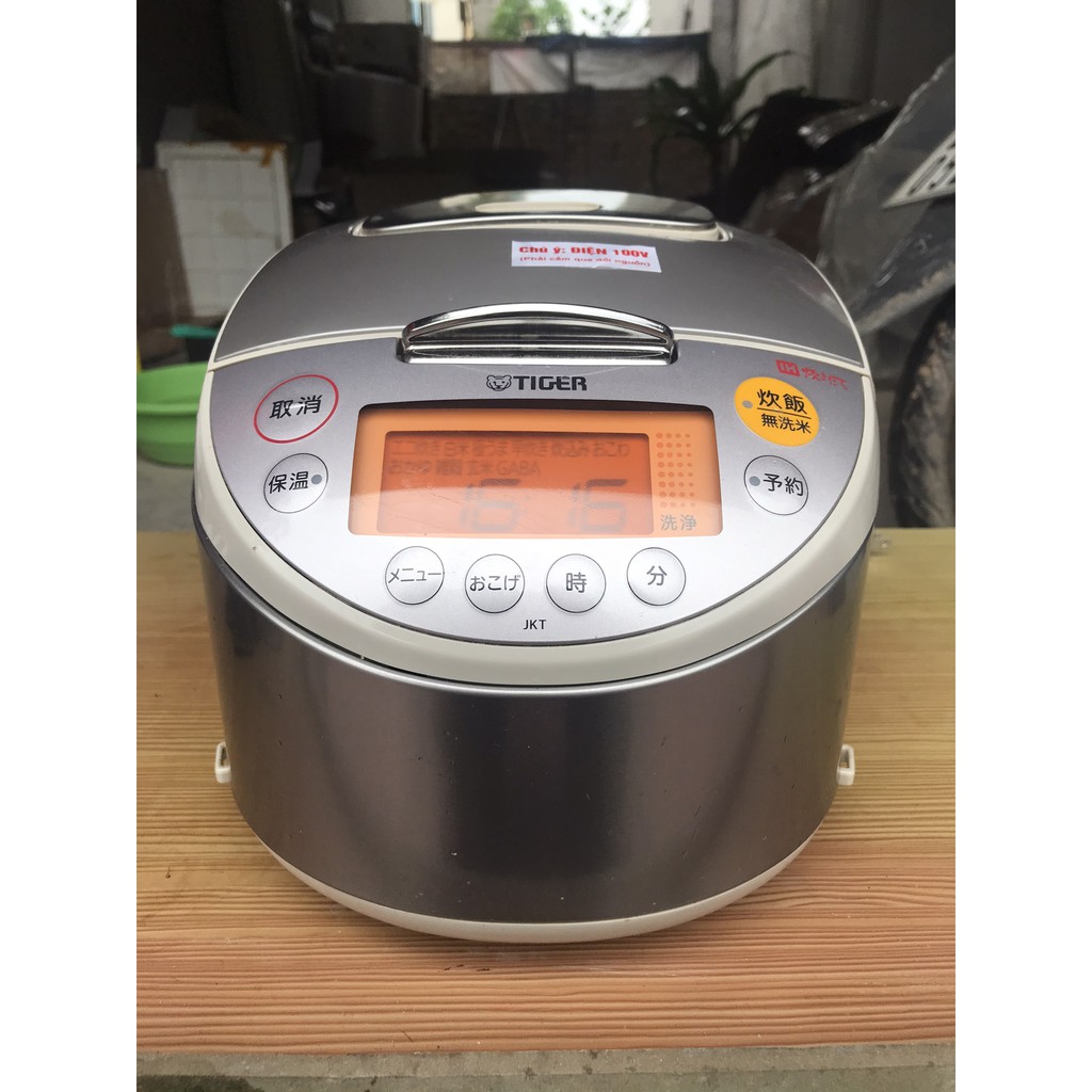 Nồi cơm cao tần Tiger 1.0l JKT-B100 đời 2013