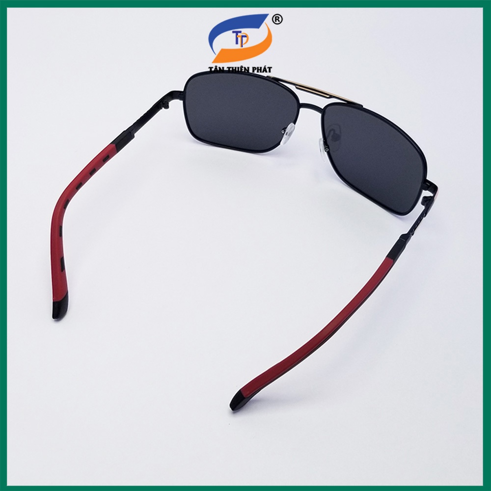 Kính mát nam mắt chữ nhật màu đen, đổi màu TTP905. Tròng Polarized phân cực chống tia UV, gọng nhựa mềm ôm mặt