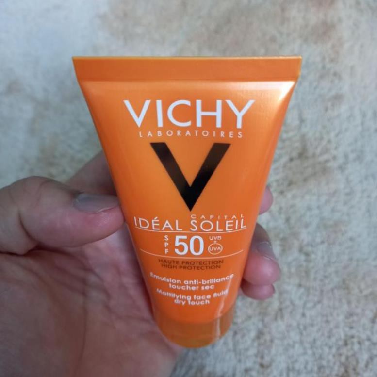 Kem chống nắng Vichy SPF50 không gây nhờn rít [HÀNG CHÍNH HÃNG PHÁP]