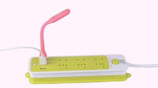 Ổ cắm điện có chân usb
