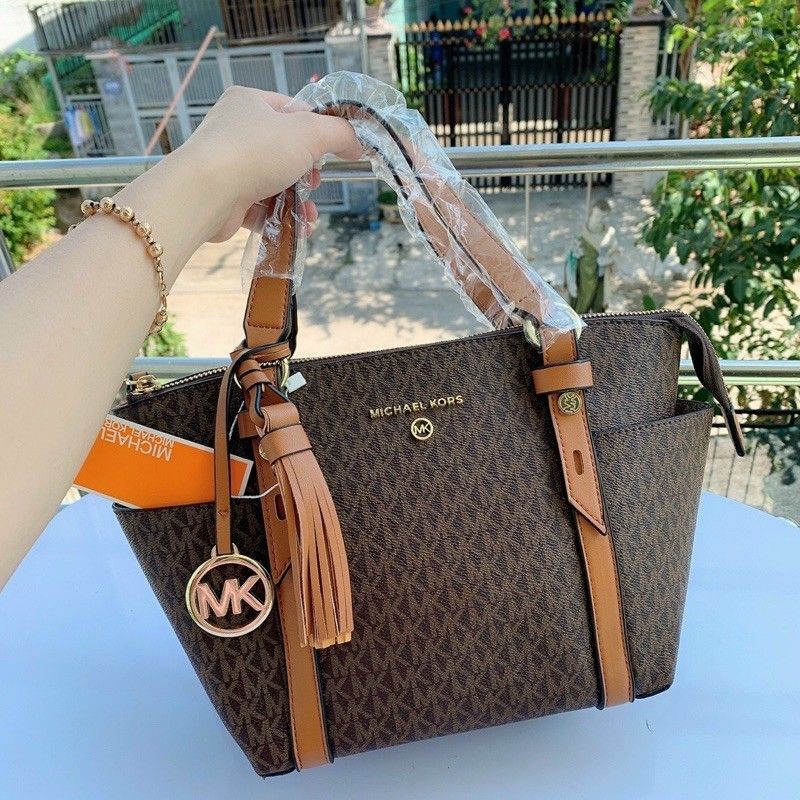 TÚI MK CÔNG SỞ TAY CẦM SIZE 27CM XUẤT XỊN