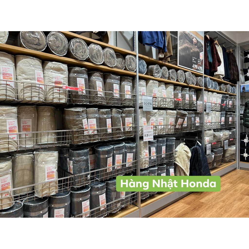Chăn mouf công nghệ giữ nhiệt Uniqlo