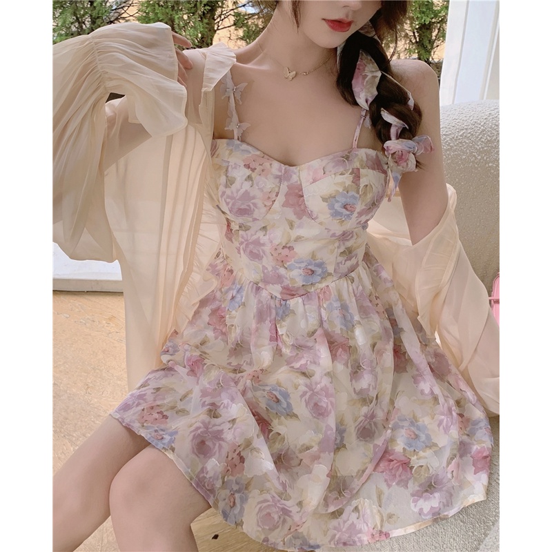 Áo khoác voan mỏng màu vàng nhạt phom dài viền bèo KV09