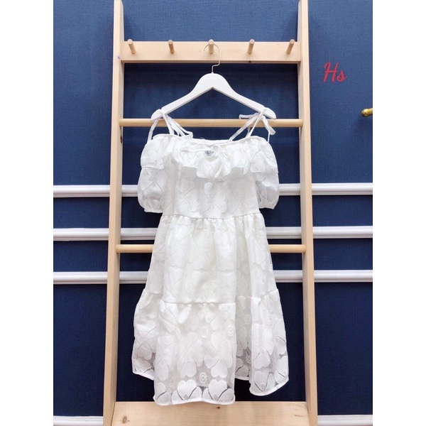 Váy ren 2 dây buộc vai cổ sen HS6