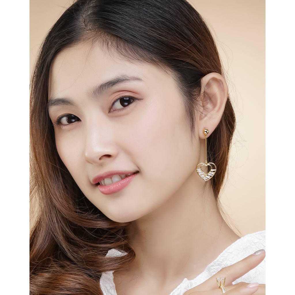 Bông tai nữ UHA mạ vàng 18K , đính kim cương nhân tạo B1021142-105
