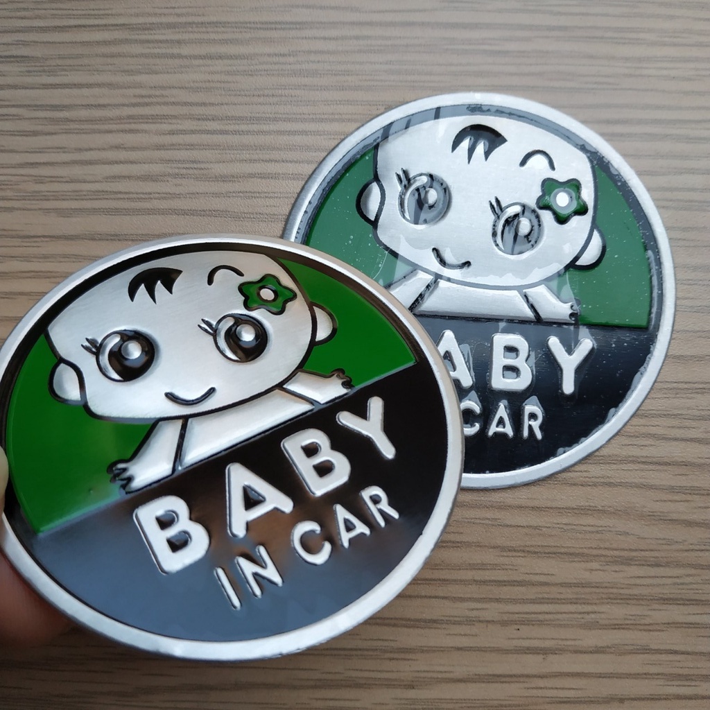 Tem nhôm dán xe Baby in car hình tròn 7.5cm nhiều màu