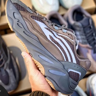 Giày Yeezy 700 V2 “Geode” (Best Quality)