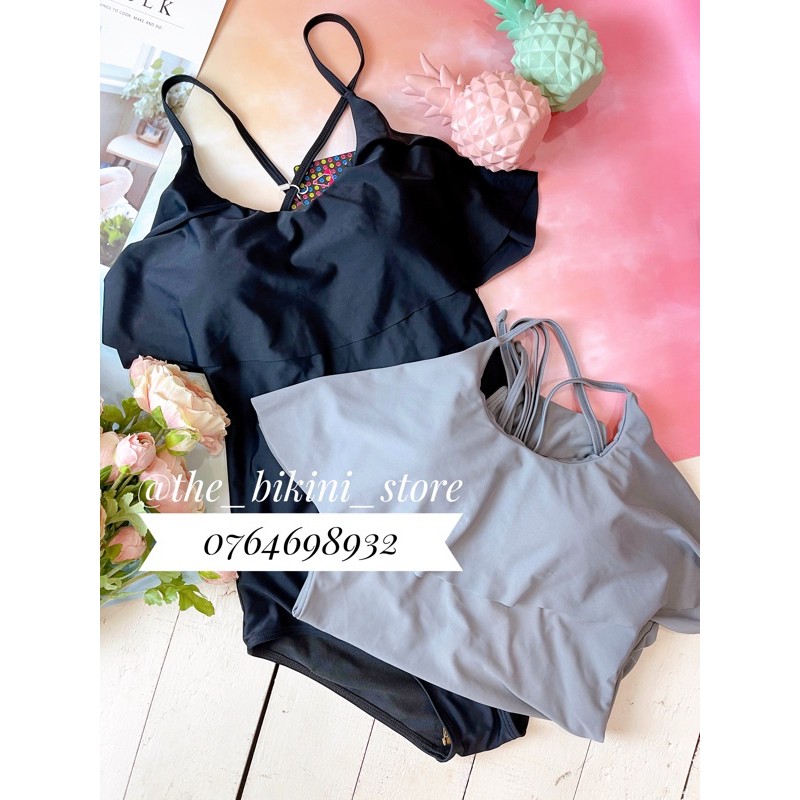 Bikini một mảnh hở lưng dây đan chéo