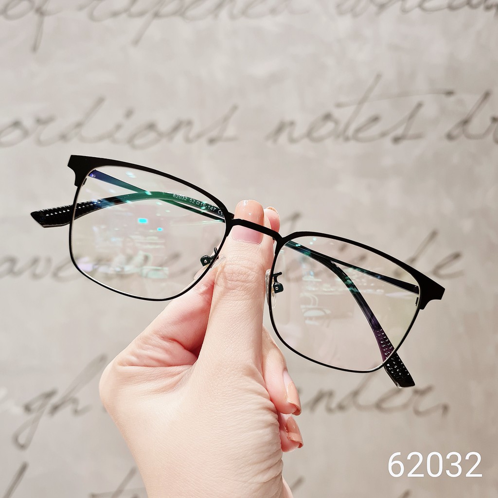 Gọng kính cận kim loại nam nữ Lilyeyewear mắt vuông thanh mảnh nhẹ nhàng 62032 | BigBuy360 - bigbuy360.vn