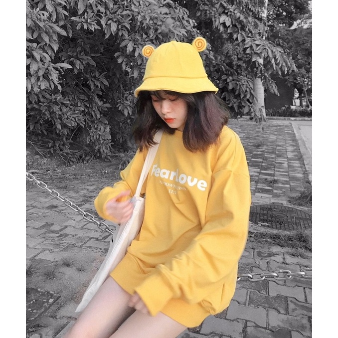 Áo sweater UPDOWN in chữ Fearlove chất vải da cá dày dặn ( 1 màu )