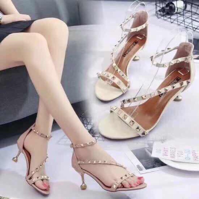 FREESHIP 99K TOÀN QUỐC_Sandal đinh quai chéo 3 màu