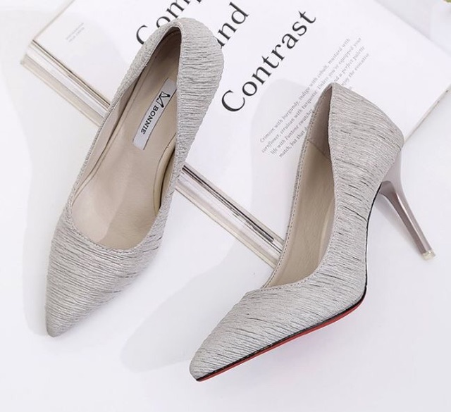 Giày ghót nhọn da vằn