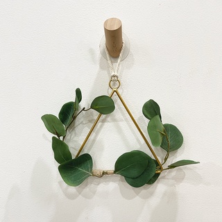 Vòng lá Eucalyptus treo trang trí tường