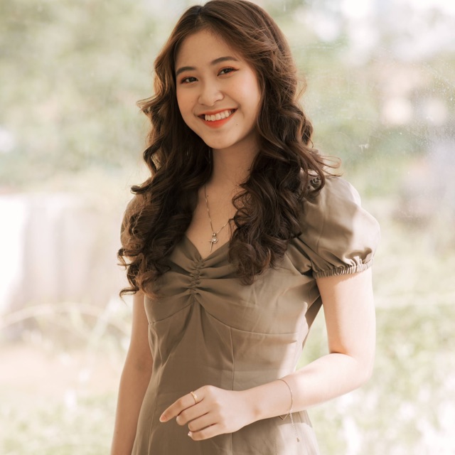 Đầm rêu nhún ngực