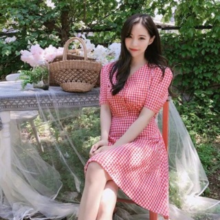 Đầm dạo phố, váy caro đỏ cổ V cột eo (kèm hình thật)