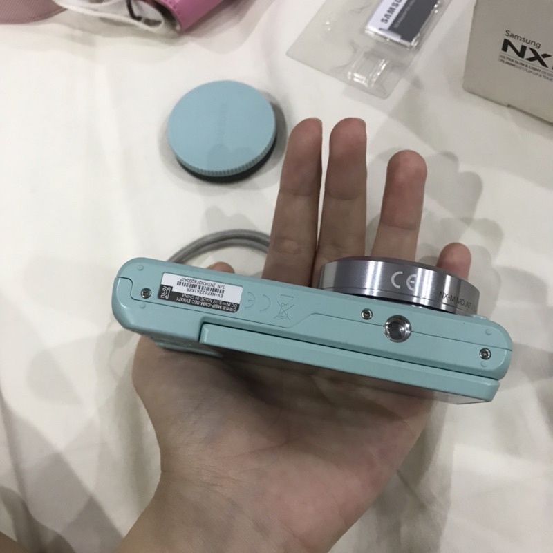 SAMSUNG Camera NXmini tặng luôn case và thẻ nhớ 16gb | BigBuy360 - bigbuy360.vn