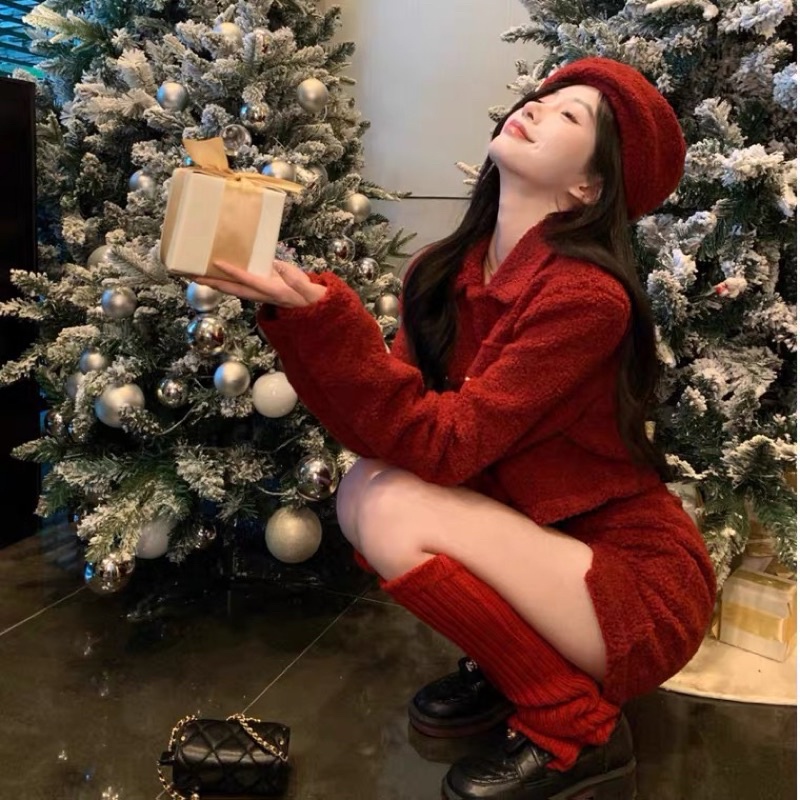 Set ao bông lông cừu mix chân váy chữ A xẻ tà 2 bên đính nơ