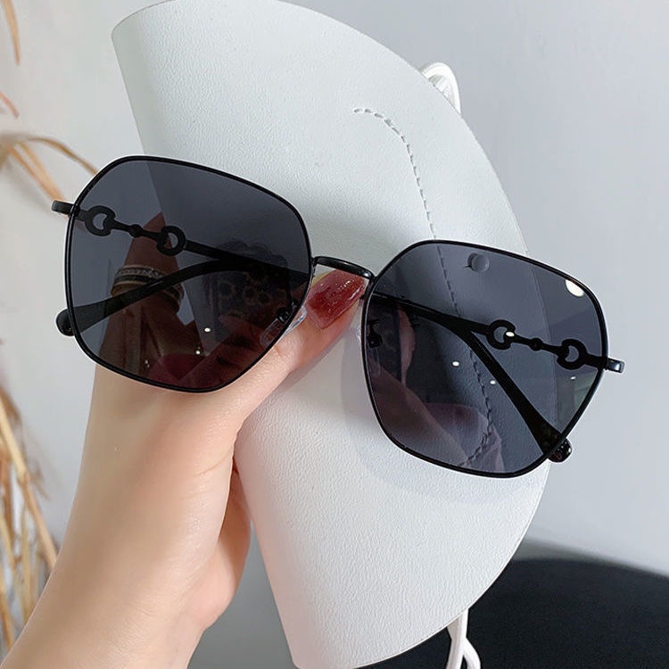 Kính Mát Nữ Gọng Kim Loại Chống Tia UV400