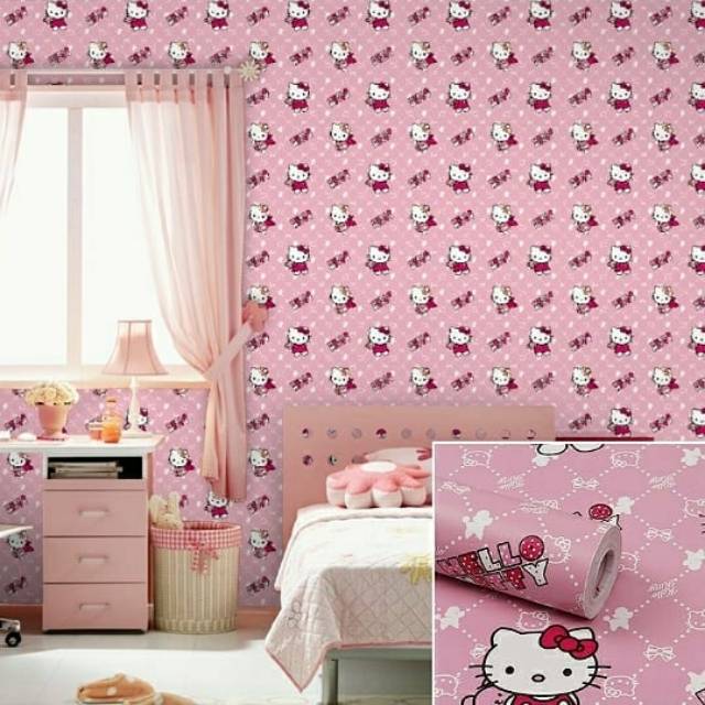 Giấy Dán Tường Hình Hello Kitty Đôi Cánh