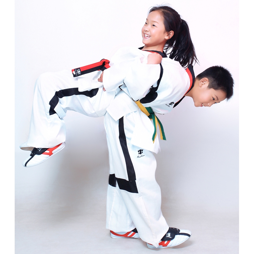 Bộ Đồng Phục Tập Võ Taekwondo Tay Dài Cho Người Lớn Và Trẻ Em