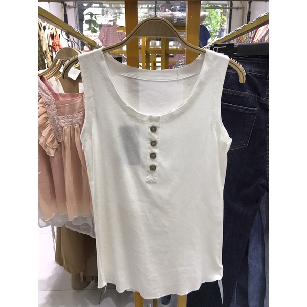 SALE mẫu áo 50-80% tặng kèm dầu simply 1l