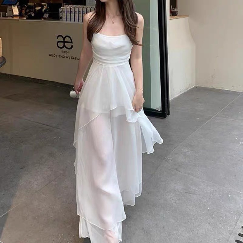 Bộ jumsuit nữ thiết kế 2 dây trắng tầng bèo - SR220
