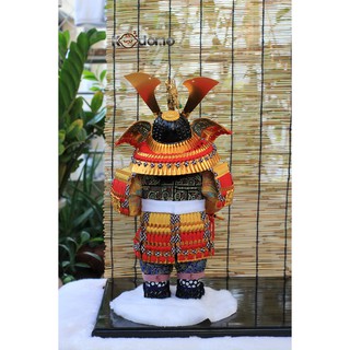 Búp bê Samurai , búp bê Nhật Bản .  6D VÀNG ĐỎ