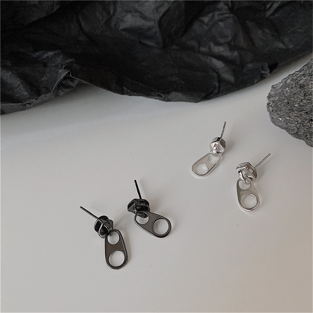 Khuyên Tai Hình Kéo Đầu Kéo Cá Tính