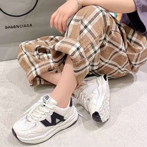 Giày thể thao đế mềm đáng yêu cho bé trai và bé gái TT4662